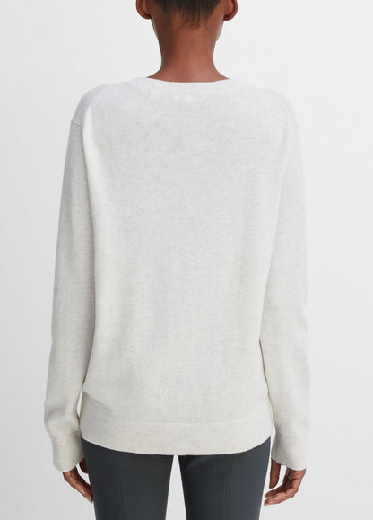 Cashmere Weekend V-Neck Sweater in V-Neck HEATHER WHITE | VINCE Women