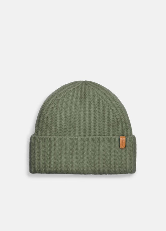 Plush Cashmere Chunky-Knit Beanie in Scarves & Hats DEEP PATINA | VINCE Women
