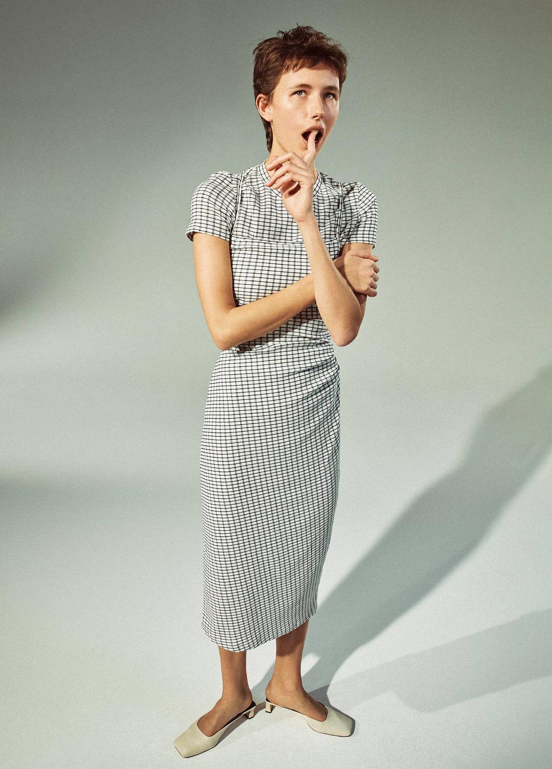 Checked Smocked T-Shirt in Shirts & Tees BLACK COMBO | VINCE Sale